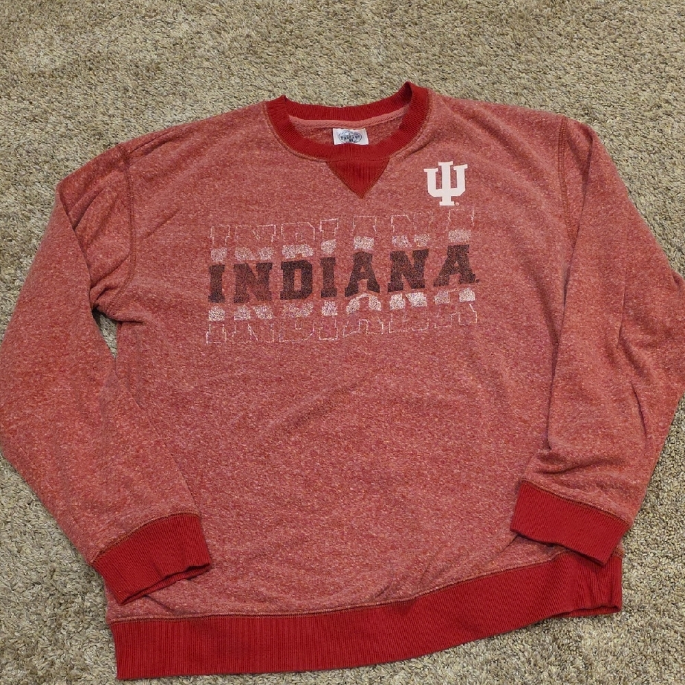 IU Crewneck